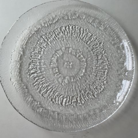 Iittala Solaris Tallerken- som ny! Ø=25cm