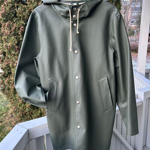 Regnjakke fra Stutterheim.