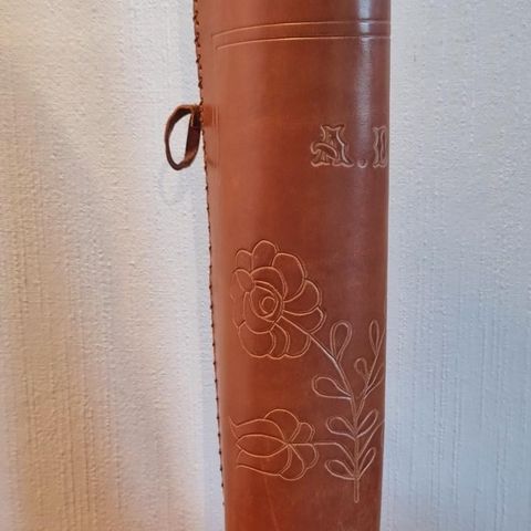 NYDELIG skinn etui for strikkepinner/ hekle utstyr 🧶Gammelt retro etui fra 1989