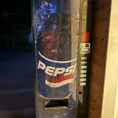 Pepsi kjøler/vending maskin