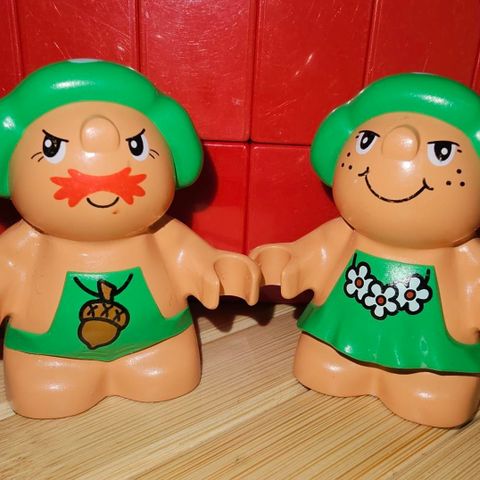 Lego Duplo: Little forest friends, Flower Trixie og Grumpy Toadstool