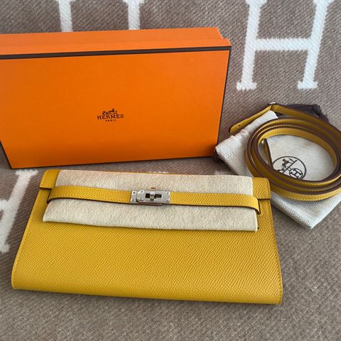 Hermes Kelly to go