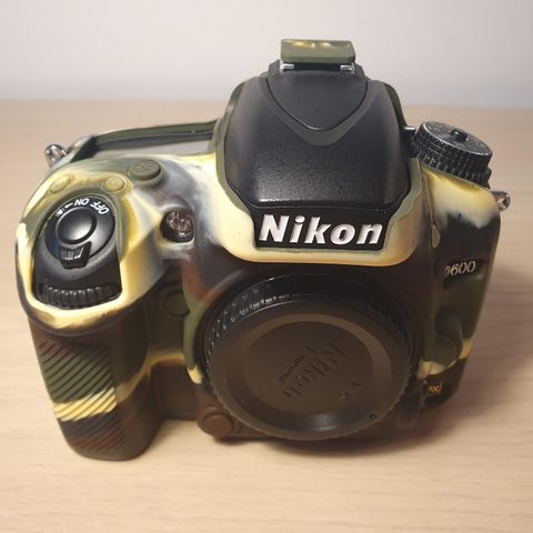 Silikonkameraetuiet til NikonD600/D610
