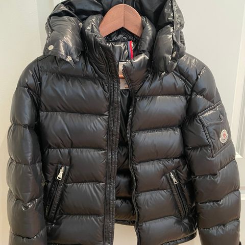 Moncler dunjakke 10 år