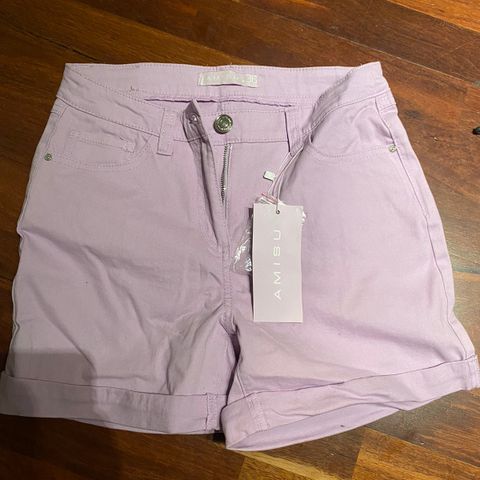 Ny lilla shorts Str 36