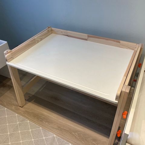 Ikea FLISAT skrivebord til barn