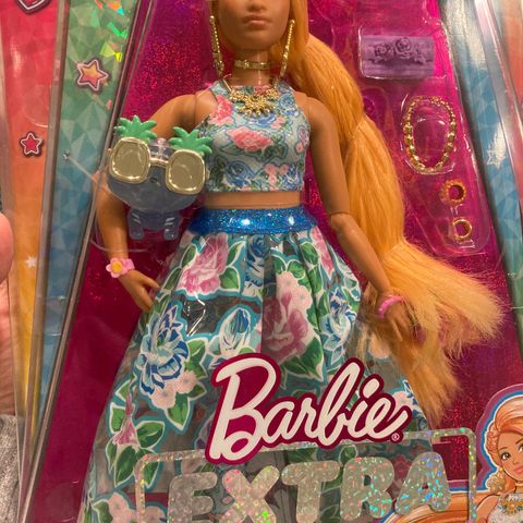 NY Barbie EXTRA fancy dukke