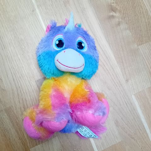 Regnbue enhjørning bamse ca 20 cm