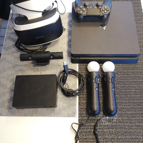 Komplett PlayStation 4 med VR