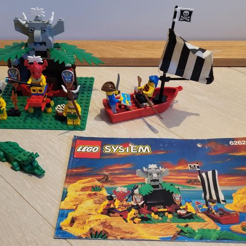 Lego 6262 King Kahuka's Throne fra Lego Pirates Islanders serien