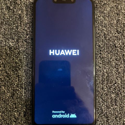 Huawei mate 20lite 64GB se bilder & lese knust bakk 900kr ferdig prute