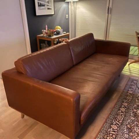 Ny pris! 13000,- Pent brukt 3-seter sofa