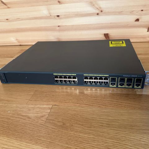 Cisco Catalyst 2960G 24port Gigabit managed switch (C2960G-24TC-L)