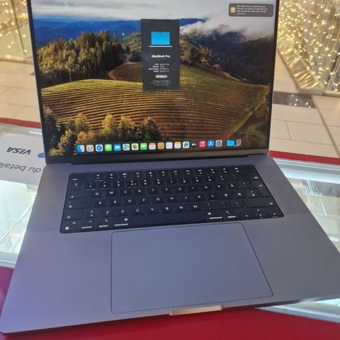 Macbook Pro 16" 2021 M1 Max /4TB / 32GB Ram / 32 GPU