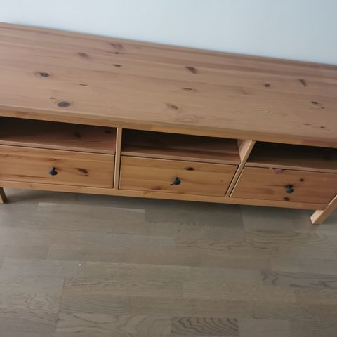 Hemnes tv-benk