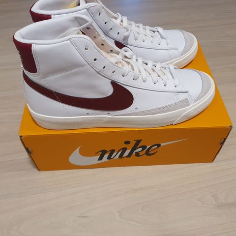 Nike BLAZER '77 UNISEX - Høye joggesko