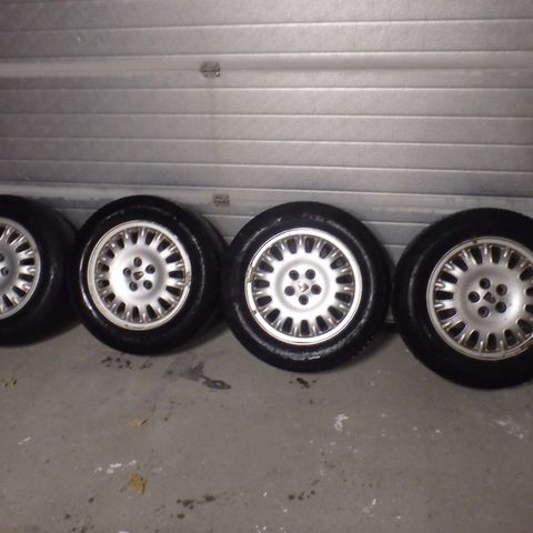 Rover 75 Continental Viking Contact 7, 195/65R15 Piggfrie vinterdekk