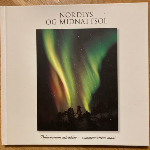 Nordlys og midnattsol