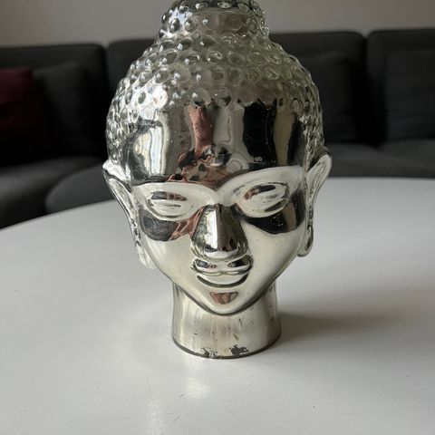 Buddha hode av glass
