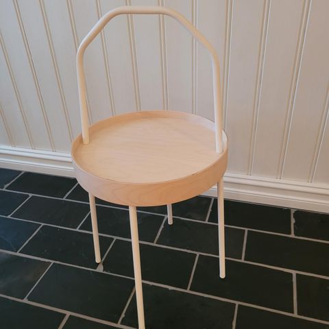 Burvik sidebord fra IKEA