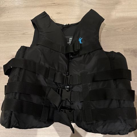 Vannski vest