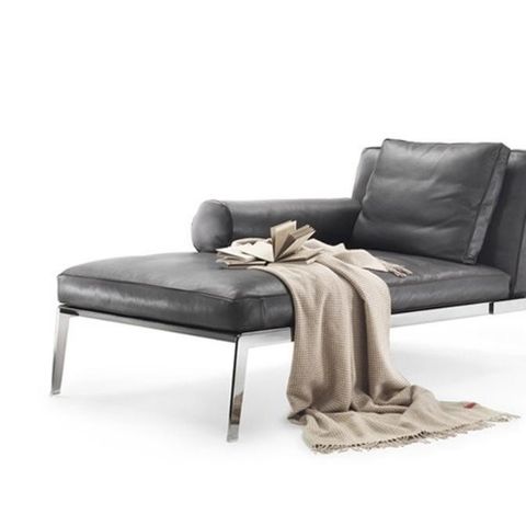 Flexform Chaise Lounge - Happy vurderes solgt med nesten 60% rabatt fra nypris