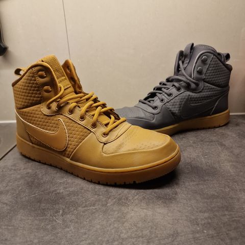 Nike Court Borough Mid Winter 44