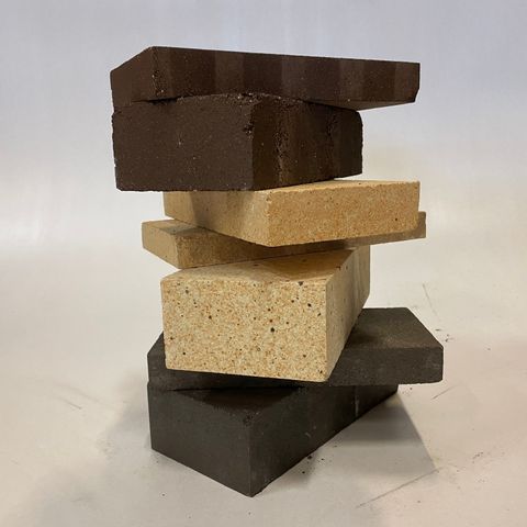 På lager: Ildfast stein sjokolade og svart