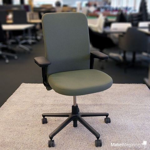 Vitra Pacific Chair 3D grønn kontorstol