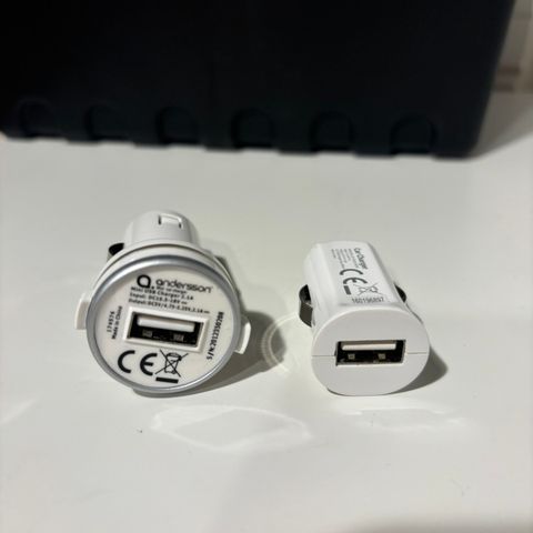 USB uttak MINI 12V/24V til lading i bil