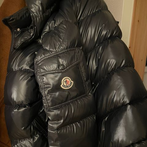 moncler maya