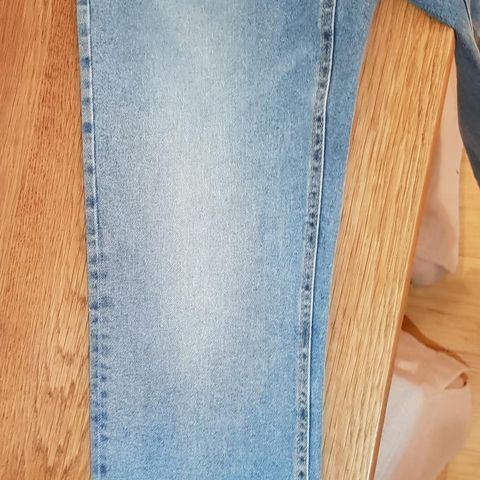 Ny ubrukt denimjeans str 31"