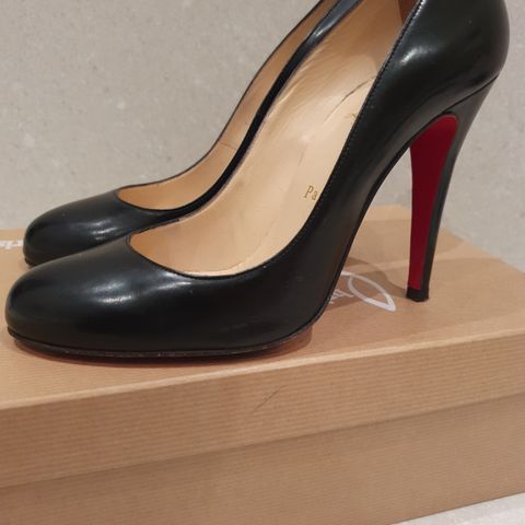 Christian Louboutin pensko