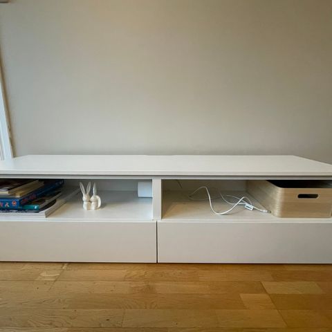 IKEA TV-benk platsa