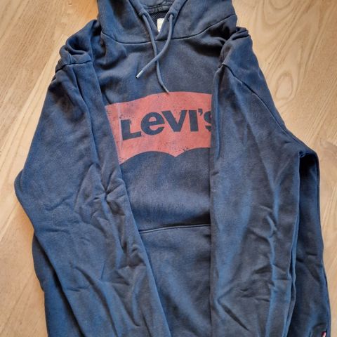 Levis hettegenser str 12 år