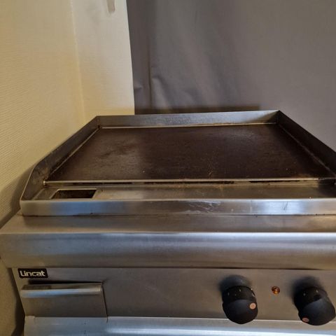 Lincat Flat  Grill 60x60