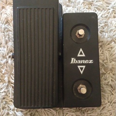 Ibanez N427 Pedal switch. til elgitar selges billig