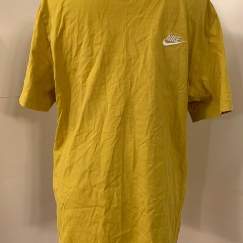 T-shirt Nike