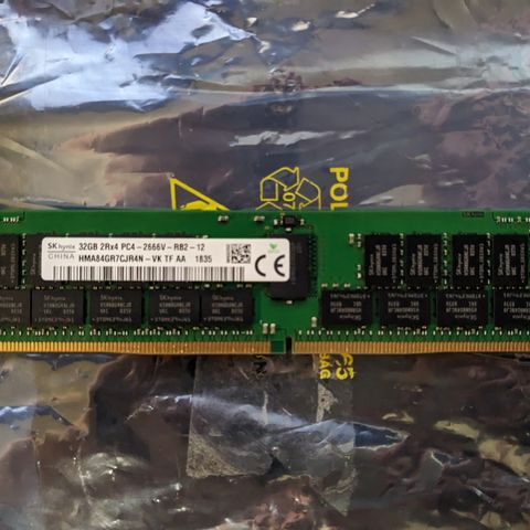 32GB DDR4 ECC 2666MHz RDIMM 2Rx4 (SK Hynix) (10 stk)