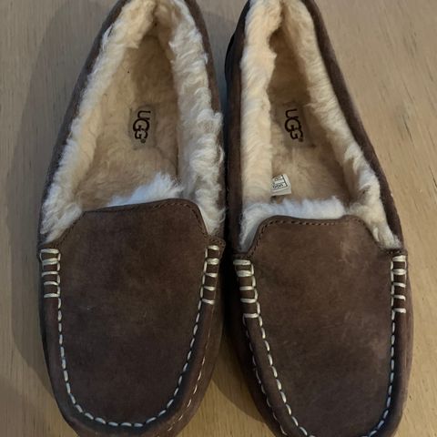 UGG tøfler