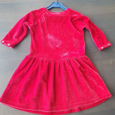 Rød kjole, str 98/104.