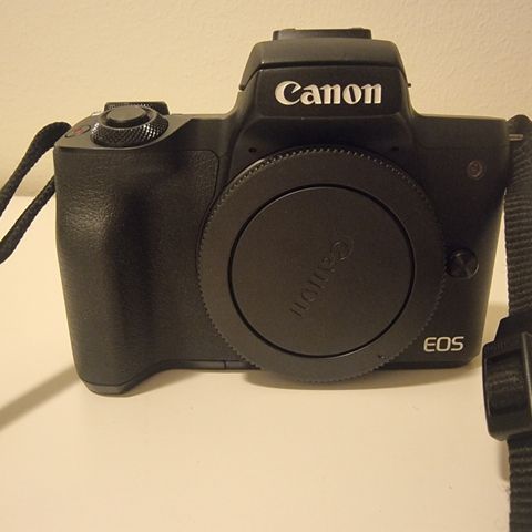 Canon eos m50