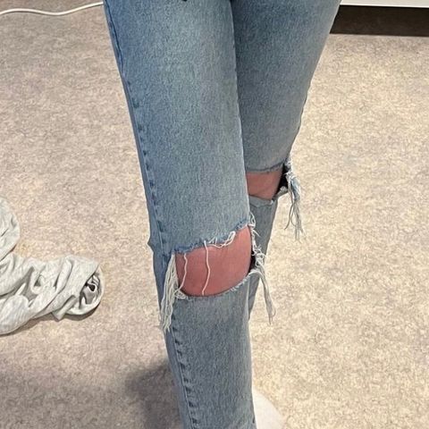 jeans