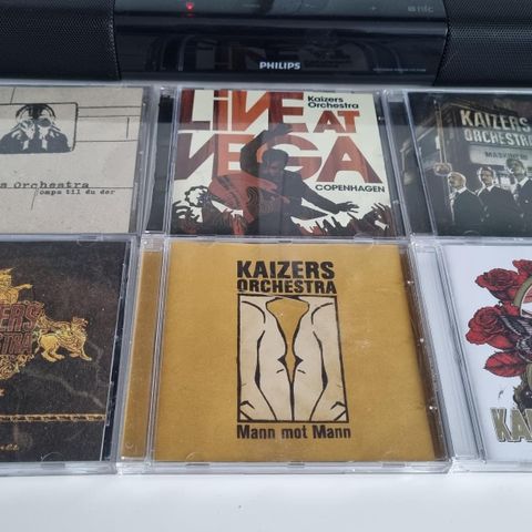 Kaizers Orchestra CD-samling