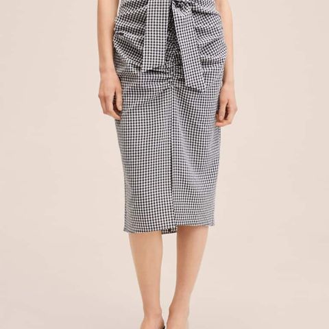New Mango skirt, size L