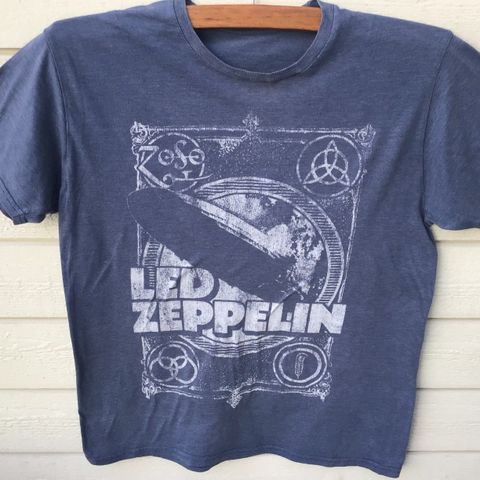 Led Zeppelin t-shirt