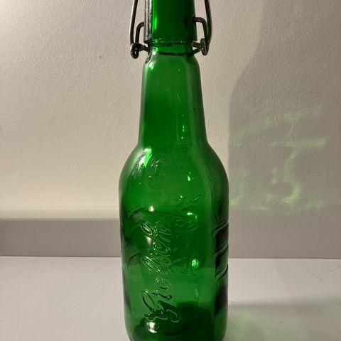 Grønn Grolsch flaske med kork