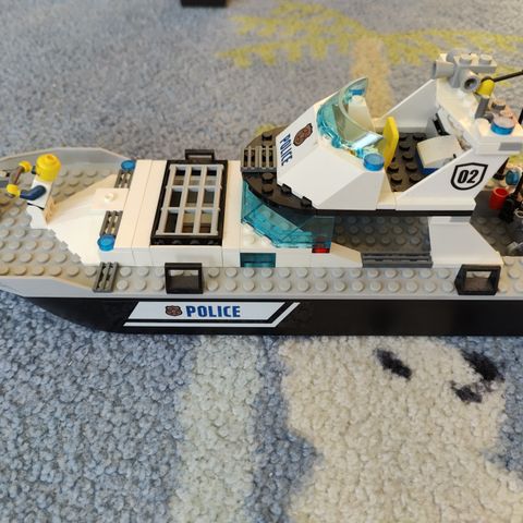 Lego City politibåt 60129