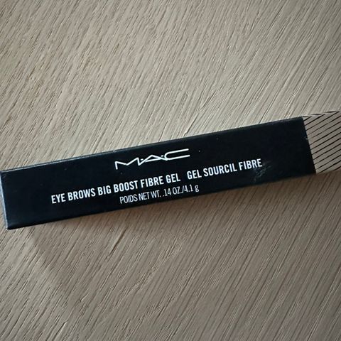 MAC Eye Brows Big Boost Fibre Gel