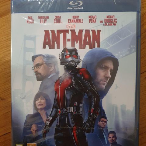 ANT-MAN.  I PLAST